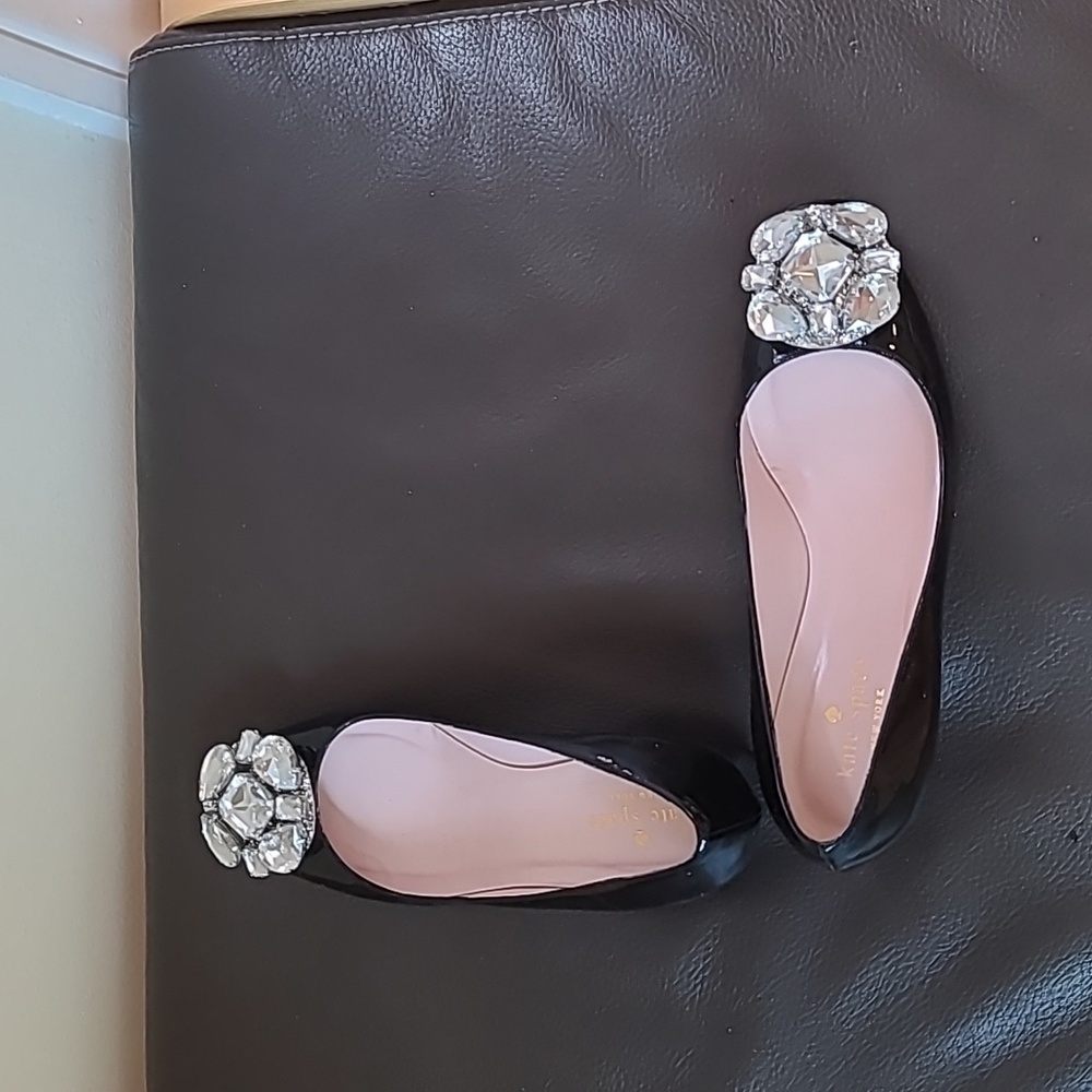 Shoes - Picture 6 of 9